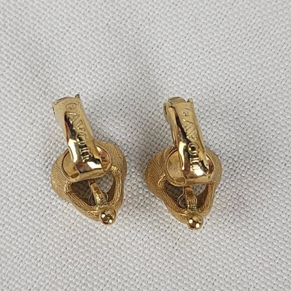 Vintage Avon Delicate Bells Gold Tone Clip On Earrings - Picture 6 of 7